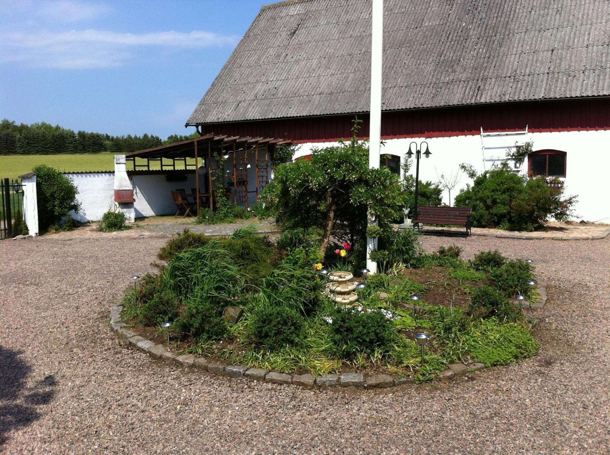 Mattisgarden Bed & Breakfast Östra Ljungby Dış mekan fotoğraf