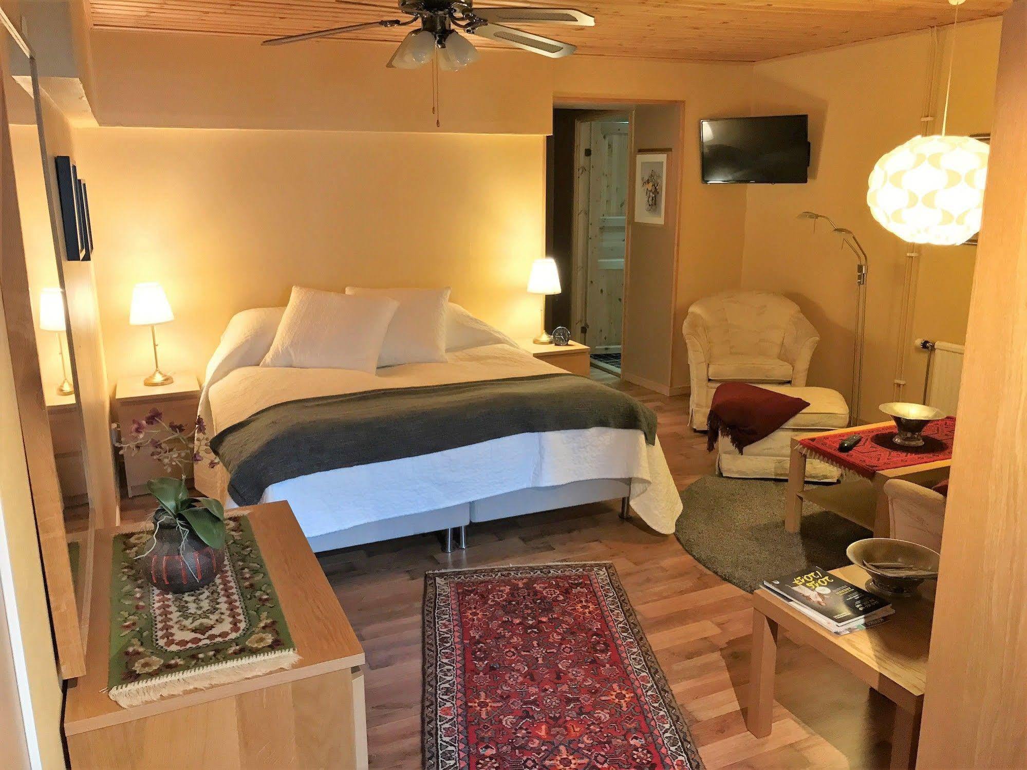 Mattisgarden Bed & Breakfast Östra Ljungby Dış mekan fotoğraf